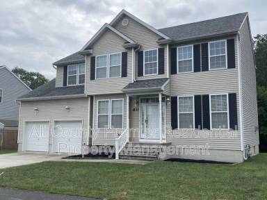 Main picture of 833 Cranberry Rd