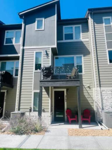 Main picture of 2762 W 68th Ave