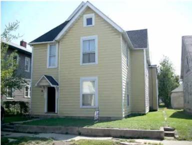 Main picture of 219 E 8th St
