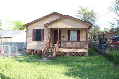 Main picture of 936 Daniel St