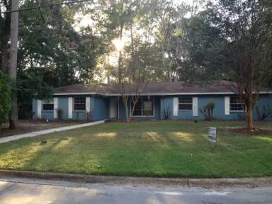Main picture of 4720 NW 39th Ter