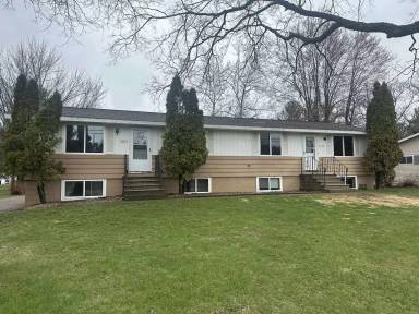 Main picture of 2320 2nd Ave S