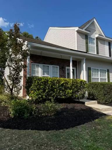 Main picture of 436 Doane Way