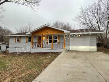 Main picture of 706 S 6th Ave