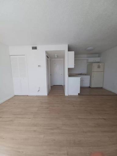 Main picture of 1290 9th St