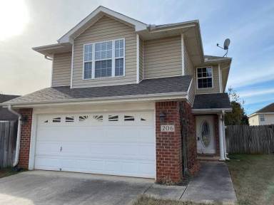 Main picture of 204 Shadow Ct SW
