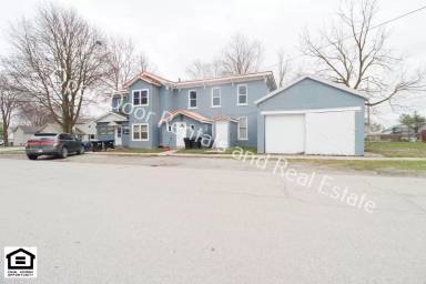 Main picture of 405 S Wayne St