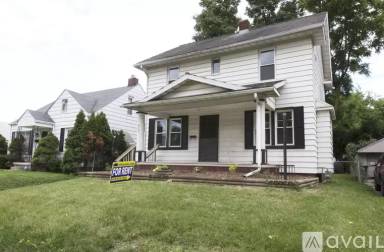 Main picture of 2151 W Sylvania Ave