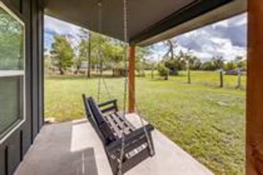 Main picture of 15820 Highway 21 W