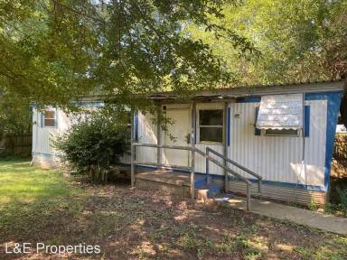 Main picture of 714 Davis Heights Dr