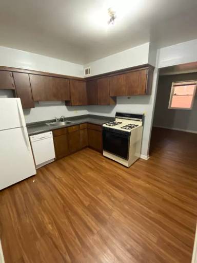 Main picture of 1236 Indianola Ave