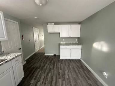Main picture of 61 West St