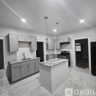 Main picture of 4532 Van Dyke St