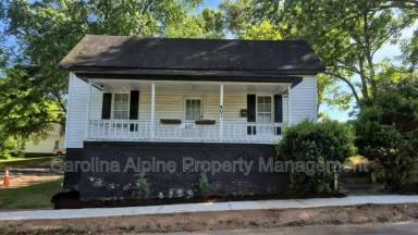 Main picture of 401 Gardner St
