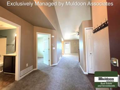 Main picture of 7599 Sailwind Dr