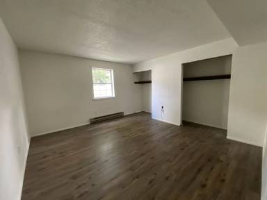 Main picture of 309 E 4th Ave