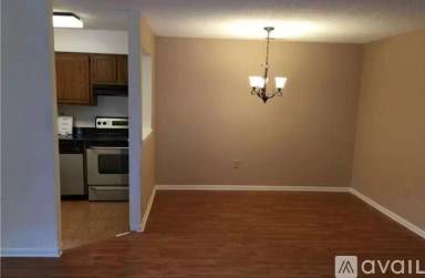 Main picture of 715 Ravens Crest Dr