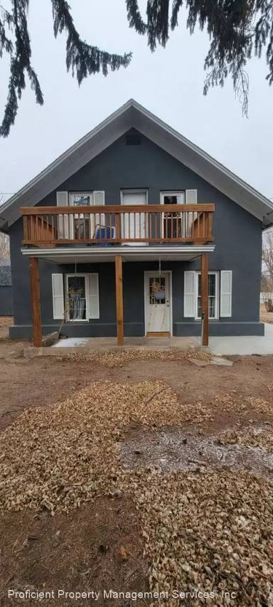 Main picture of 1120 1/2 S 9th St