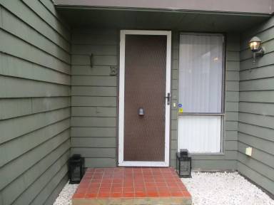 Main picture of 3675 7th Ave
