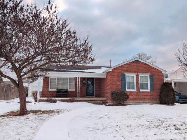 Main picture of 572 Wayne Dr