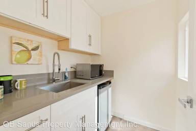 Main picture of 3027 Macaulay St