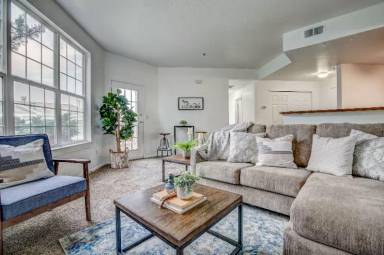 Main picture of 2990 W C St