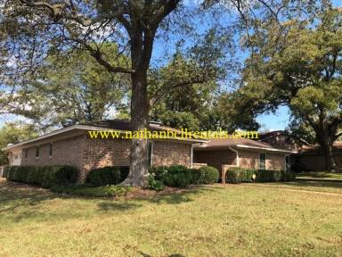 Main picture of 3415 Vagas Dr