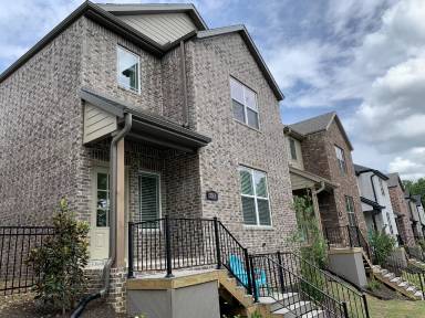 Main picture of 2369 E Amherst Aly