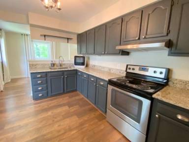 Main picture of 10 Douglas Pl