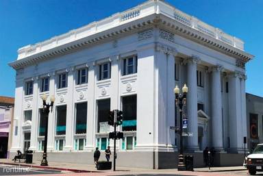 Main picture of 301 Linden Ave