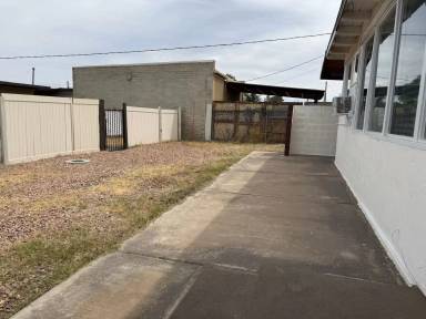 Main picture of 255 W Atlantic Ave