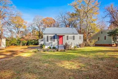 Main picture of 951 Chester Cir