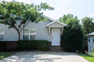 Main picture of 2451 N Brophy Cir