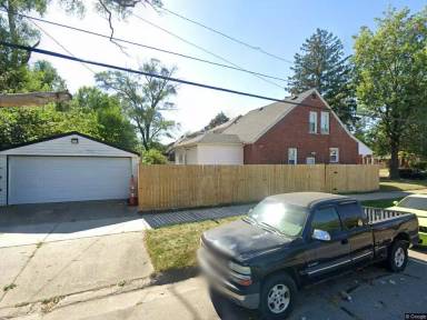 Main picture of 17410 Mendota St