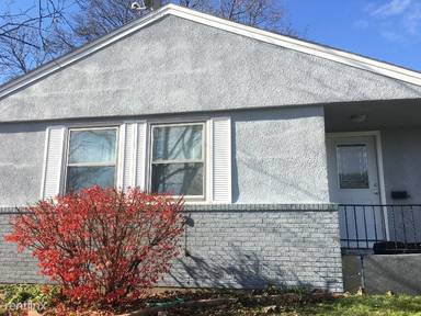 Main picture of 471 White Bear Ave N