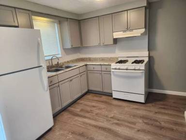 Main picture of 186 Bernower Ave SW