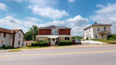 Main picture of 64 W Main St