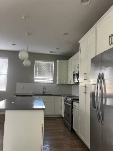 Main picture of 2120 Herman St