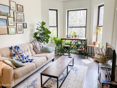 Main picture of 2852 W Shakespeare Ave