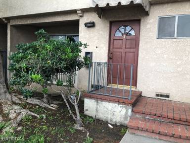 Main picture of 17155 Roscoe Blvd