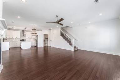 Main picture of 6513 W Pleasant Way