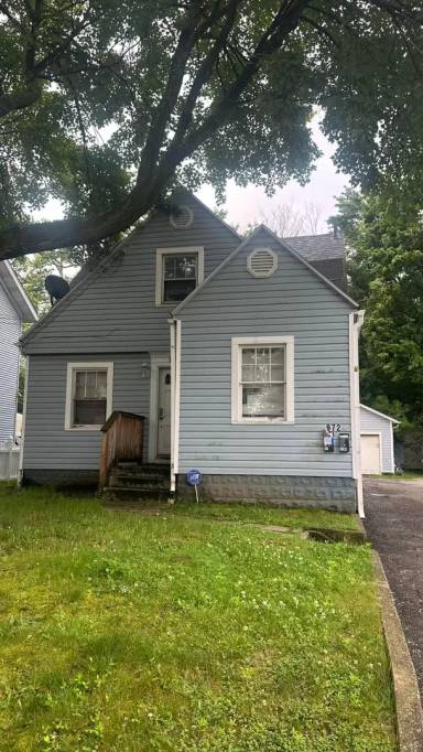 Main picture of 972 Hunt St