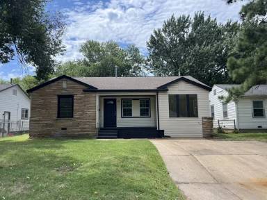 Main picture of 716 N Joplin Ave