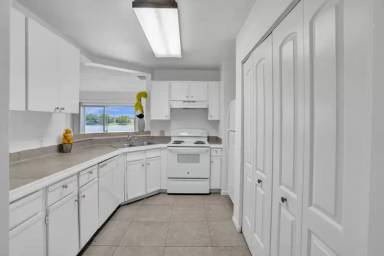 Main picture of 3425 NW 44th St