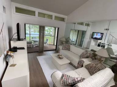 Main picture of 202 Woodlake Wynde