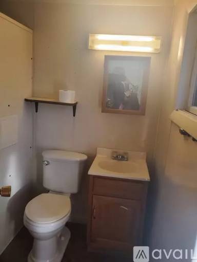 Main picture of 51 Maple St