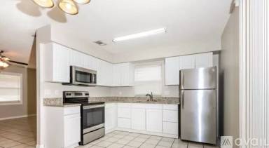 Main picture of 9285 101st Ave