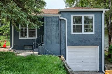 Main picture of 4131 Spencer St