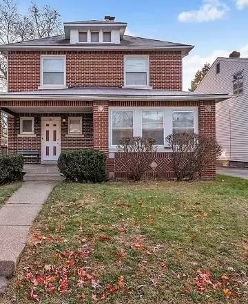 Main picture of 3014 Algonquin Pkwy