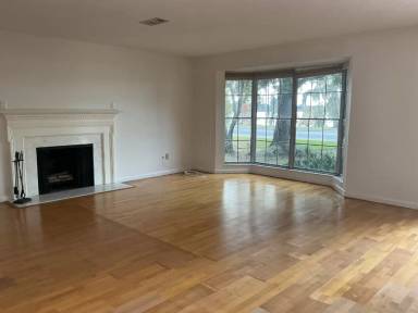 Main picture of 158 Lake Hollingsworth Dr
